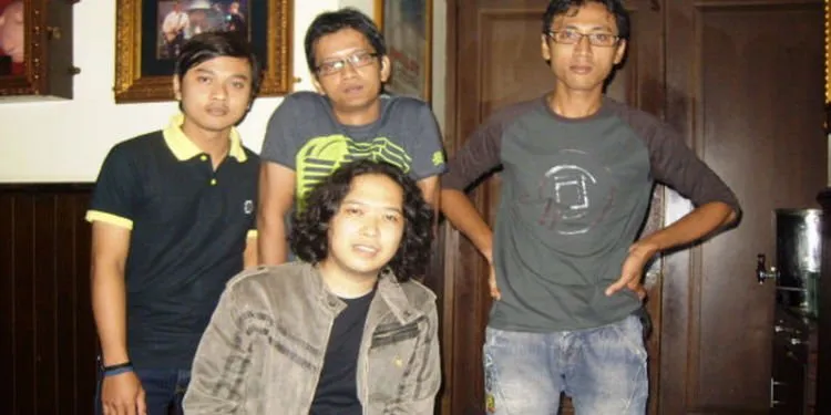 Waktu Lagi Bete dan Pengen Marah-marah, 10 Lagu Ini Bikin Kamu Adem 19