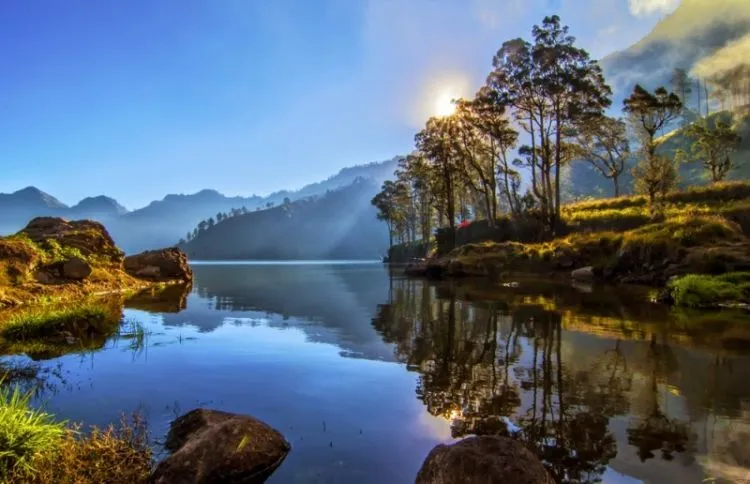 Astaga, Tiga Peri Itu Mengikutiku Sepanjang Turun dari Rinjani... 8