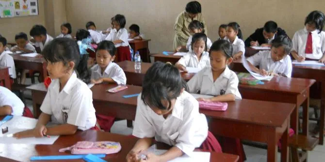 Wuaduh, Anak Kelas 2 SD Kok Dapat Soal Cerita Perceraian dan Pembunuhan di PR-nya? 9