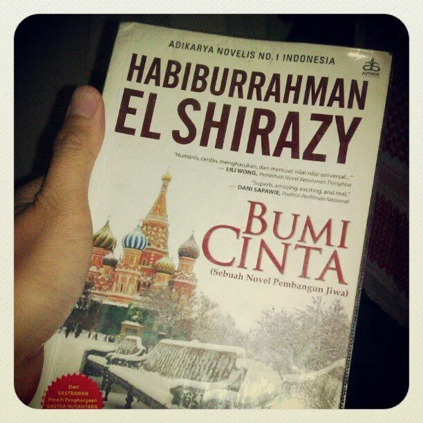 Mulai Dari Siksa Neraka Sampai Dilan yang Kekinian, 30 Buku Ini Bakal Sulit Kita Lupakan 59