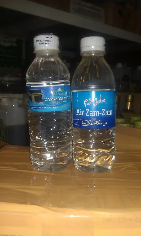 17 Gambar Kocak Soal Kamu yang Bokek Kalau di Kafe Kelamaan. Nggak Bisa Minum Pelan 24