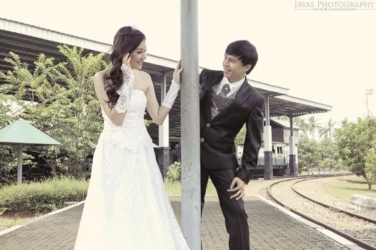 Pangkas Biaya Foto Prewedding dengan 10 Cara Ini. Hemat tapi Tetap Berkesan. 11
