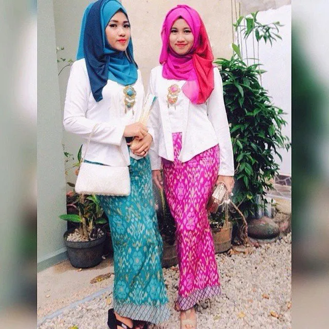 11 Model Kebaya Kutu Baru Modern Hijab 18