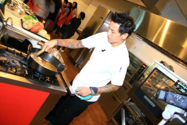 Istri Jago Masak Memang Jadi Dambaan. Tapi Banyak Hal Lain yang Bikin Cewek Jadi Istri Idaman 15