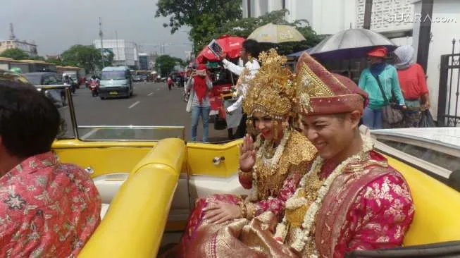 Putri Titian Dan Junior Liem Resmi Menikah! Kabarnya Jun Sudah Mualaf 6