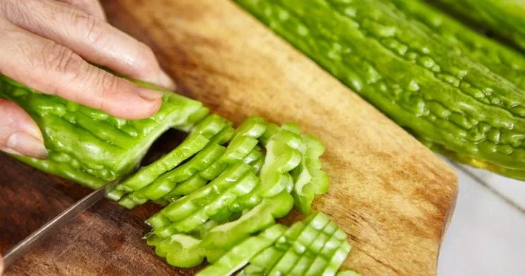 Pare Memang Pahit. Tapi 7 Khasiat Ini Akan Menjadikannya Sebagai Makanan Terfavorit 11