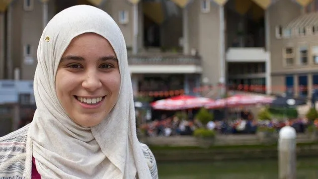 Menerka Kepribadian Cewek dari 7 Model Jilbabnya. Kira-kira Kamu yang Mana? 14