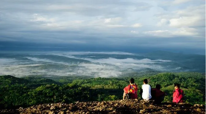 Bulan Madu di Gunung, Kenapa Nggak? 10 Gunung Ini Bisa Jadi Saksi Cintamu dengan Pasangan Halalmu 16