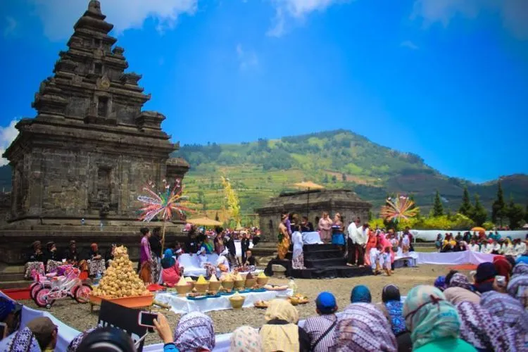 Event Romantis Dieng Culture Festival Tinggal Menghitung Hari. Serius Kamu Mau Melewatkannya Lagi? 10