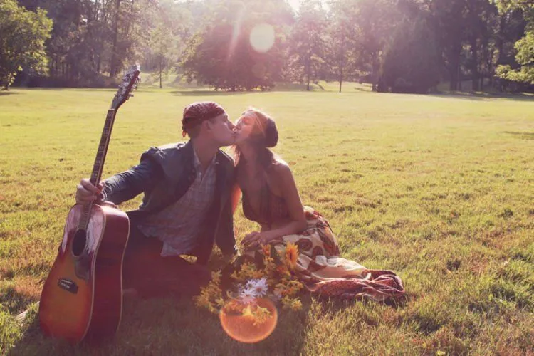 Foto Prewedding Nggak Harus Mesra dan Serba Romantis. Yang Lucu-lucu Begini Juga Bisa! 31