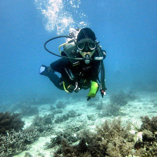 Buat Kamu yang Pengen Bisa Diving, Kamu Harus Dengerin Tips dari Penyelam WWF Indonesia Ini! 14