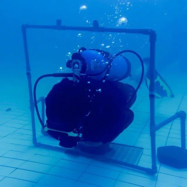 Buat Kamu yang Pengen Bisa Diving, Kamu Harus Dengerin Tips dari Penyelam WWF Indonesia Ini! 12
