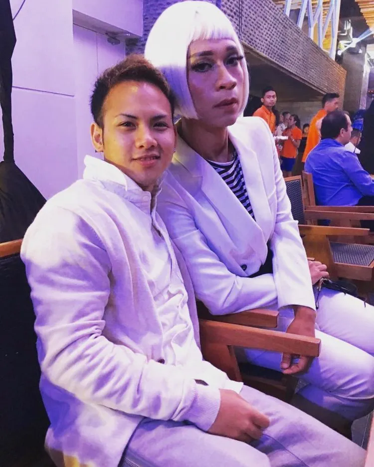 Sempat Diragukan Jenis Kelaminnya, Mudah-mudahan Istri Aming Benar Seorang Wanita. 10