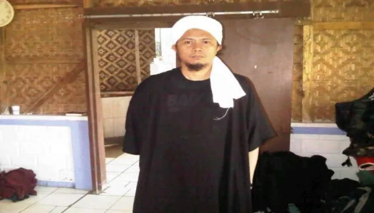 5 Artis Ini Hijrah dari Panggung Hiburan Demi Keyakinannya di Agama Islam. Apa Pertimbangan Mereka? 9