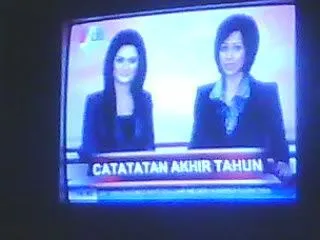 Pernah Nggak Memergoki 24 Berita Televisi yang Salah Tulis Ini? Pengen Ketawa Tapi Bingung Juga :( 25