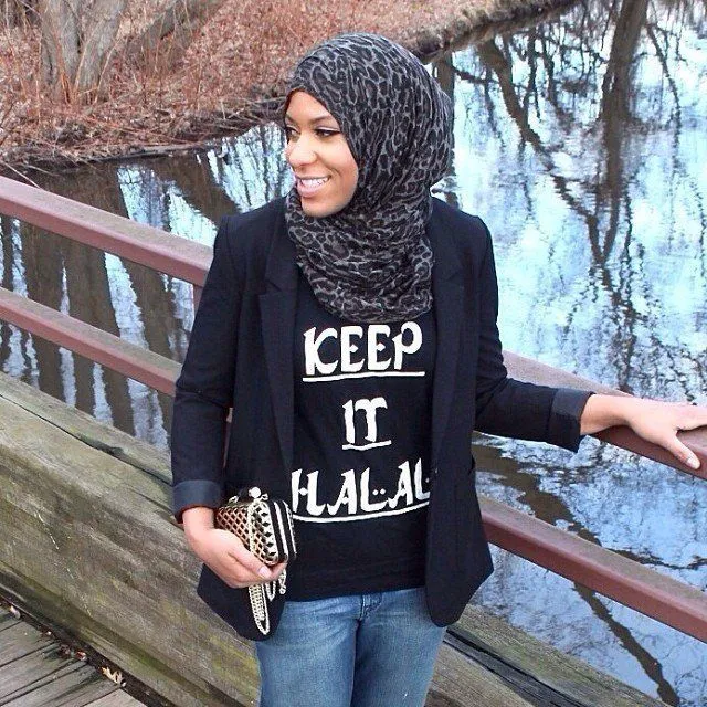 Nggak Selamanya Hijab Bermotif Macan Itu Terlihat Garang. 8 Inspirasi Gaya Ini Adalah Buktinya. 11