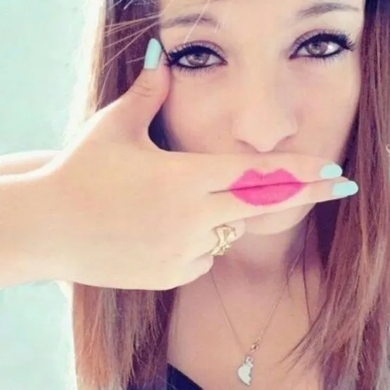 Gaya Selfie Unikmu Bisa Mengungkap Kepribadian Aslimu. Mau Tahu? 8
