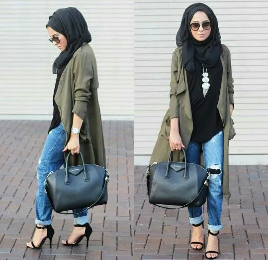 10 Style Buatmu Cewek Berhijab yang Ingin Pakai Celana Tapi Ogah Ketat. Boyfriend Jeans Bisa Menjadi Pilihan Ciamik Lho! 14