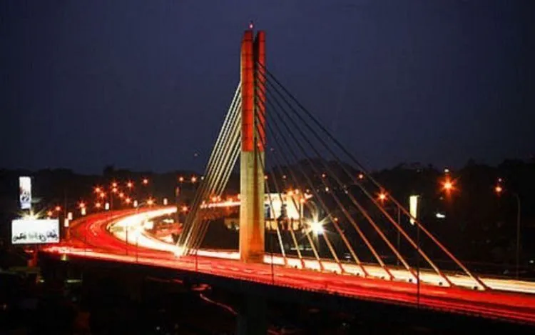 10 Jembatan di Indonesia Ini Bukan Cuma Terlihat Eksotis, tapi Juga Romantis! 15