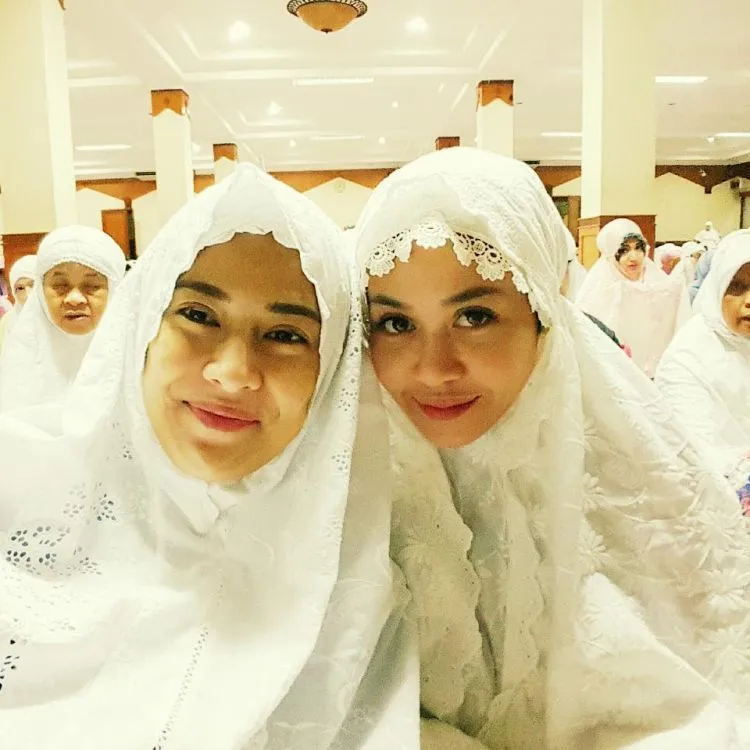 Dengerin Rekaman Dian Sastro Mengaji Ini, Banyak Cowok Mengaku Jadi Adem Jasmani dan Rohani :) 8