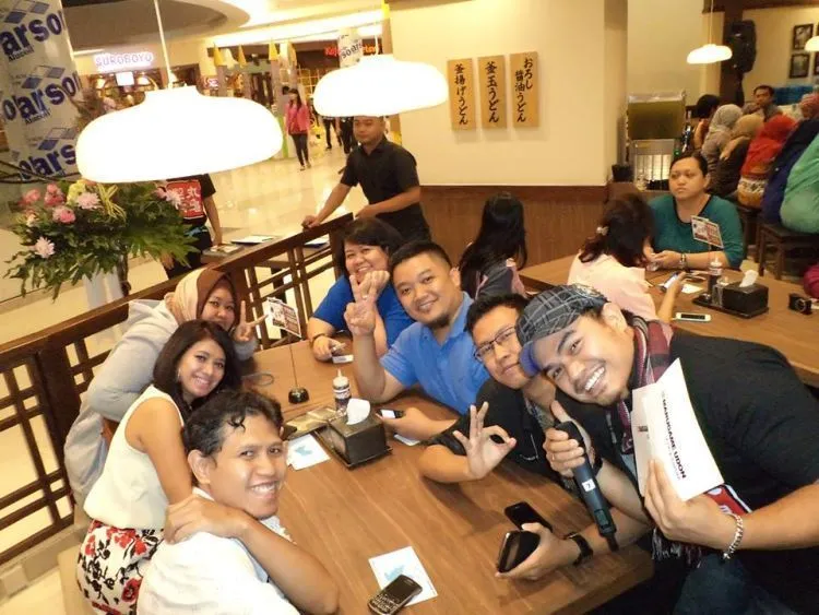 8 Tipe Teman yang Biasanya Muncul Waktu Ngurusin Buka Bersama. Kamu Masuk yang Mana? 15