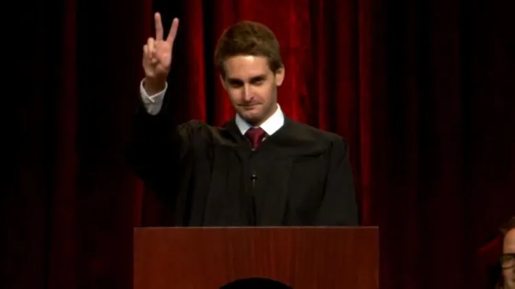 Pesan CEO Snapchat Evan Spiegel kepada Sarjana Muda: