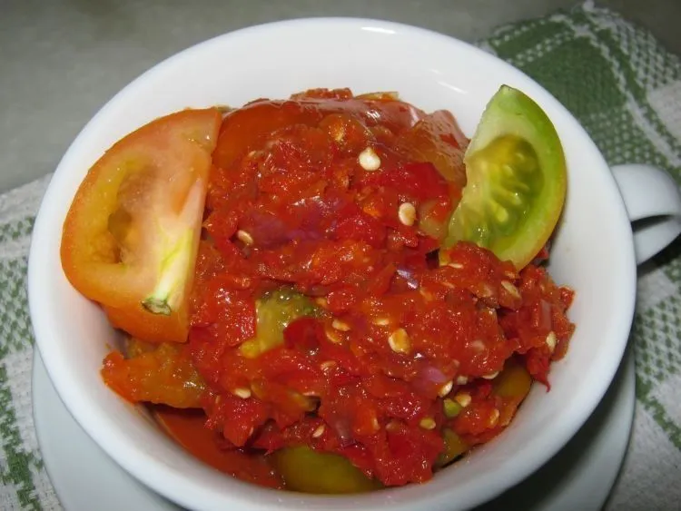 12 Resep Sambal Buat Pecinta Pedas Sejati. Yuk, Bikin Sendiri! 21