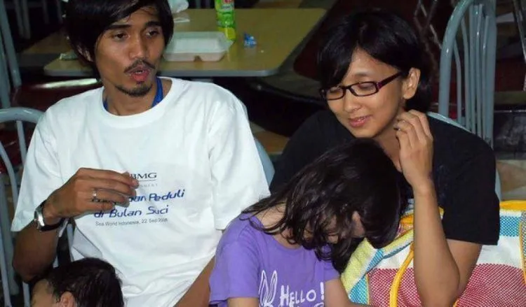 Belajar Dari Pernikahan dan Rumah Tangga Duta 'SO7' dan Adelia; Sederhana Tapi Bahagia 12