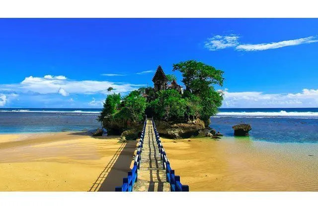 10 Tempat Wisata Ini Katanya
