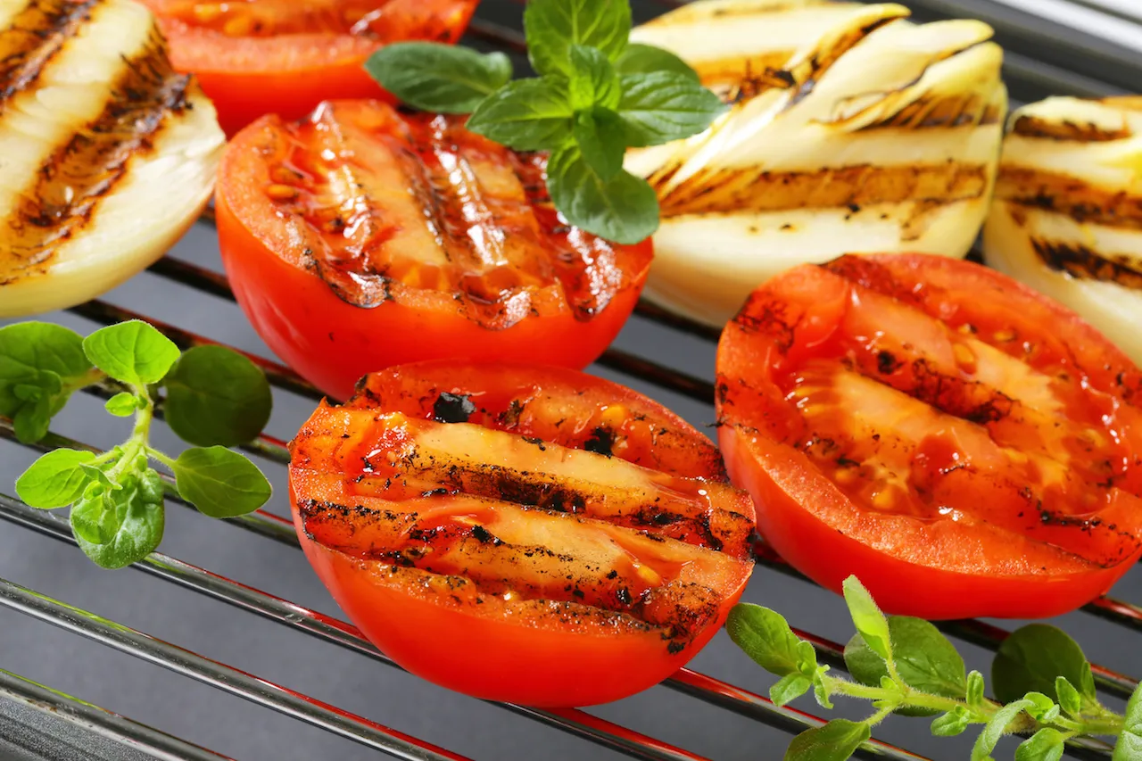 6 Bahan Makanan ini Ternyata Bisa Dipakai Buat Pengganti Micin. Beri Tahu Ibumu Segera! 9