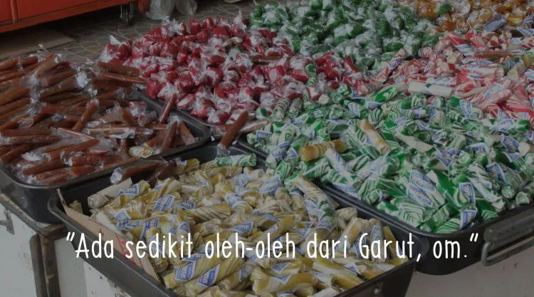 Enggak Cuma Martabak, 15 Barang Ini Bisa Kamu Kasih ke Calon Mertua. Biar Makin Klop~ 30