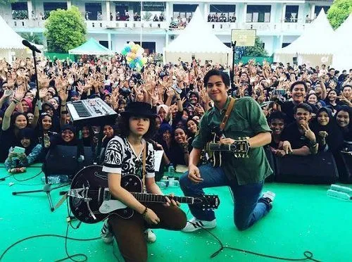 Ngaku Deh! Kalian Dulu Pas SMA Hobi Olahraga dan Ngeband Karena Alasan-Alasan Ini Kan? 7
