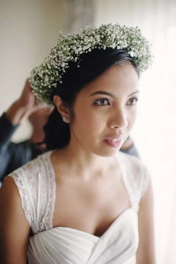 20 Inspirasi Mahkota Bunga atau Flower Crown Yang Cantique Untuk Hari Pernikahanmu 23