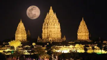 10 Tempat Wisata Ini Katanya “Haram” Didatangin Sama Pacar Karena Katanya Bisa Bikin Putus, Lho!