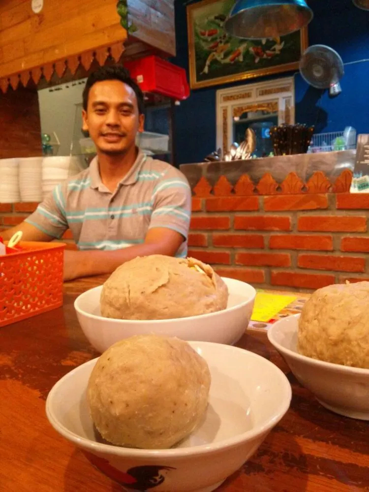 Ngaku Pecinta Bakso? Nggak Sah Kalau Belum Mampir ke Bakso Klenger Jogja! 10