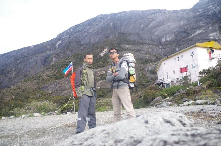 Bulan Madu di Gunung, Kenapa Nggak? 10 Gunung Ini Bisa Jadi Saksi Cintamu dengan Pasangan Halalmu 12