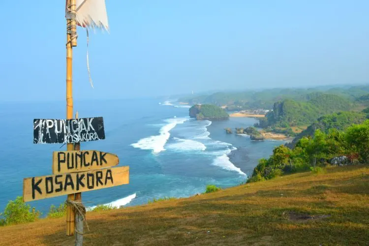 Pemandangan Jogja dari Ketinggian Memang Mempesona! 10 Spot Ini Cocok Buat Nunggu Buka Puasa 18