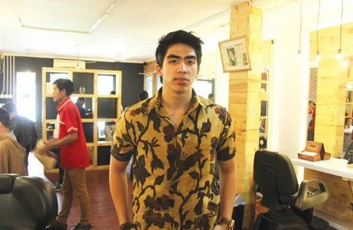 Dari Bisnis Pangkas Rambut Pria, Emyranza Sukses Jadi Pengusaha di Usia Muda. Kamu Juga Bisa! 8