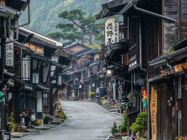 25 Potret Keindahan Negeri Sakura Jepang yang Bikin Nggak Bisa Berhenti Orgasme Mata... 27