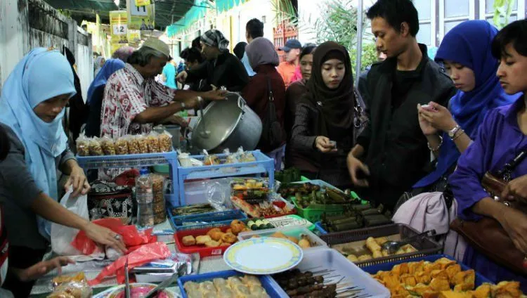 Pencuri-pencuri Ini Muncul di Bulan Puasa! Sayang Kamu Tidak Menyadarinya! 8