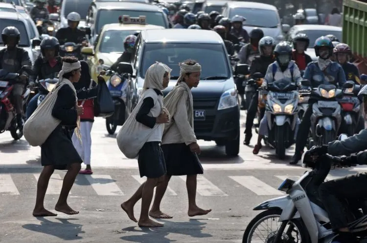 Mengenal Kehidupan Sederhana dan Penuh Harmoni Ala Suku Baduy. Adem dan Menenangkan Jiwa! 9