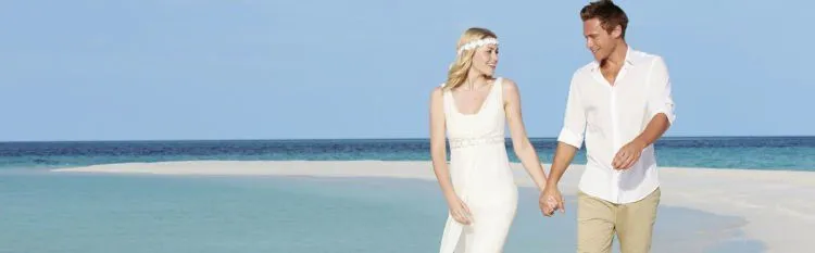 Siapa Bilang Abis Nikah Nggak Bisa Traveling? Ssst, Justru Kamu Bebas Ndusel-ndusel Sama Pasangan 11