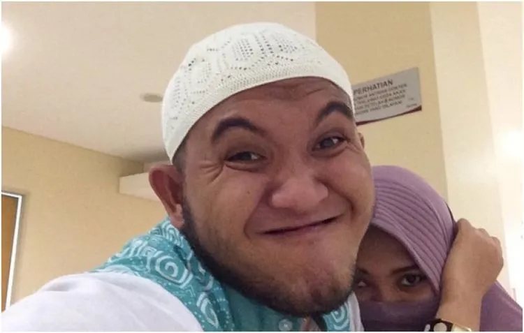 5 Artis Ini Hijrah dari Panggung Hiburan Demi Keyakinannya di Agama Islam. Apa Pertimbangan Mereka? 8