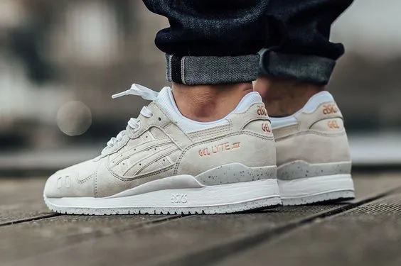 Hey Cowok, Punya Sepatu Itu Nggak Perlu Banyak Kok, Cukup Punya 4 Jenis Sepatu Ini! 12
