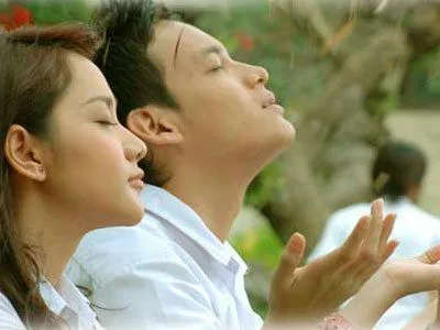 9 OST Film Romantis Ini Otomatis akan Melempar Ingatanmu ke Adegan-Adegan Asmara yang Bikin Baper. 13