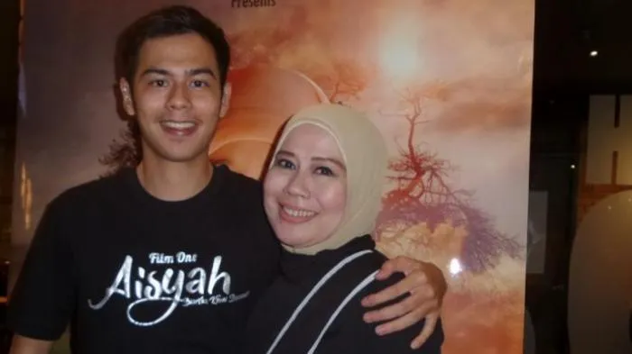 Belajar Percaya Diri dari Surya Sahetapy, Seorang Tunarungu yang Ganteng dan Berprestasi 5