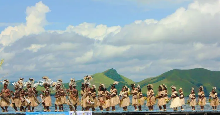 Traveling ke Festival Danau Sentani, Kolaborasi Keindahan Alam dan Budaya Papua yang Selalu Dinanti! 11