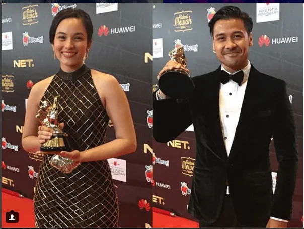 Chicco Jerikho dan Chelsea Islan Resmi Berpacaran? Entah, yang Pasti Ini Bukti Bahwa Mereka Serasi. 19