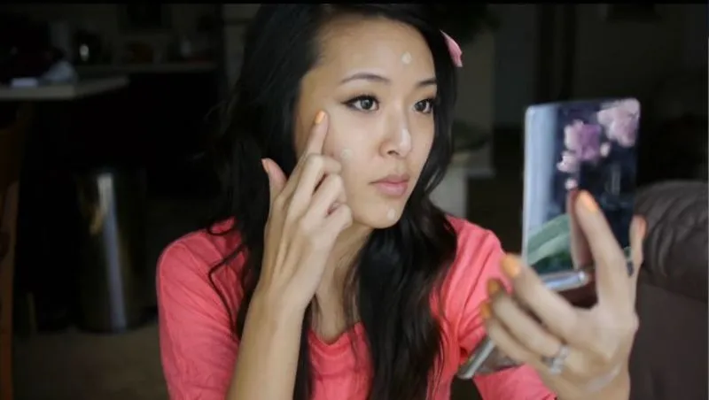 8 Langkah Ciamik Agar Wajahmu Cantik Natural Ala Artis Korea. Yuk, Coba Tips Make-up Ini!
