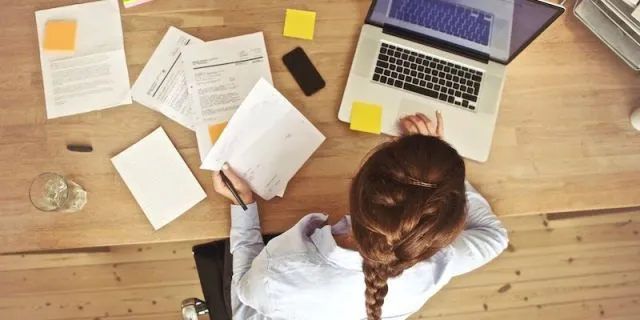 Untuk Calon Ibu Muda yang Bekerja, 8 Trik Sederhana Ini Bisa Membuatmu Pulang Kantor Tepat Jam Lima 11